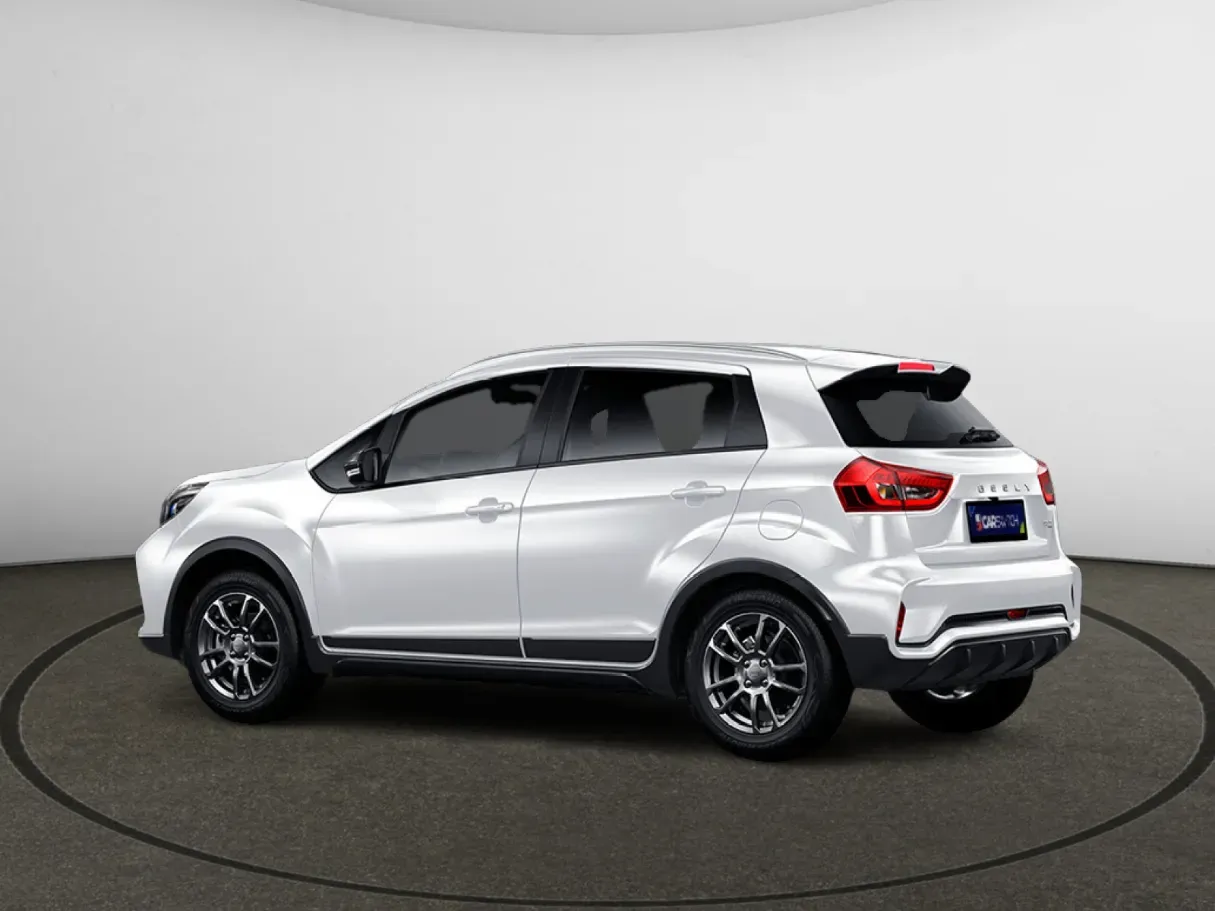 Car image 5