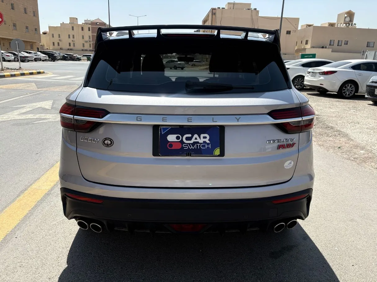 Car image 6