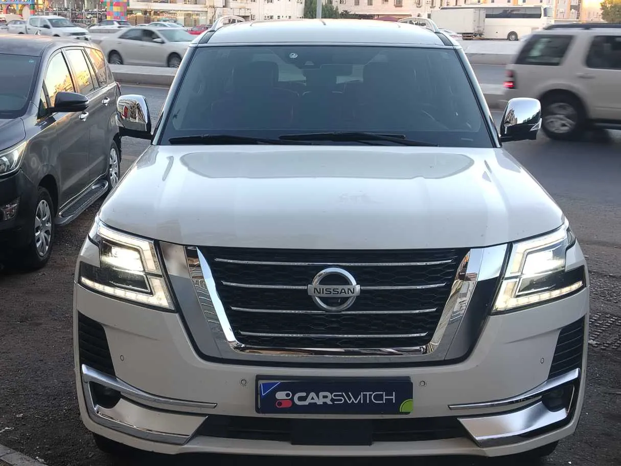 Car image 2