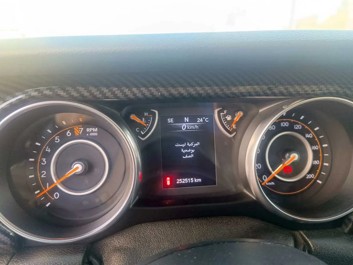 Car image 23
