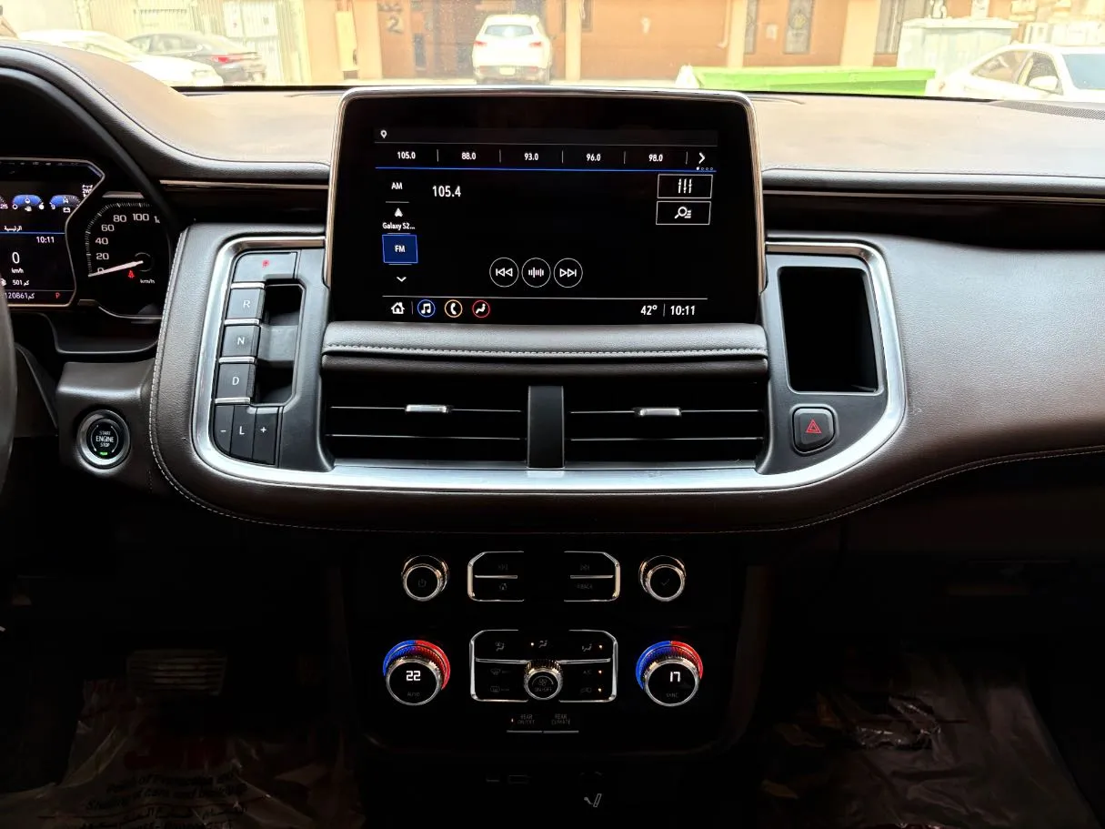 Car image 21