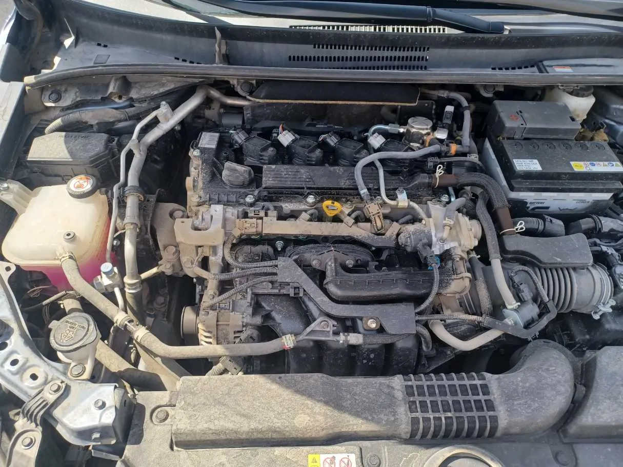 Car image 23
