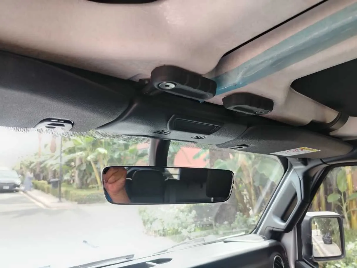 Car image 38