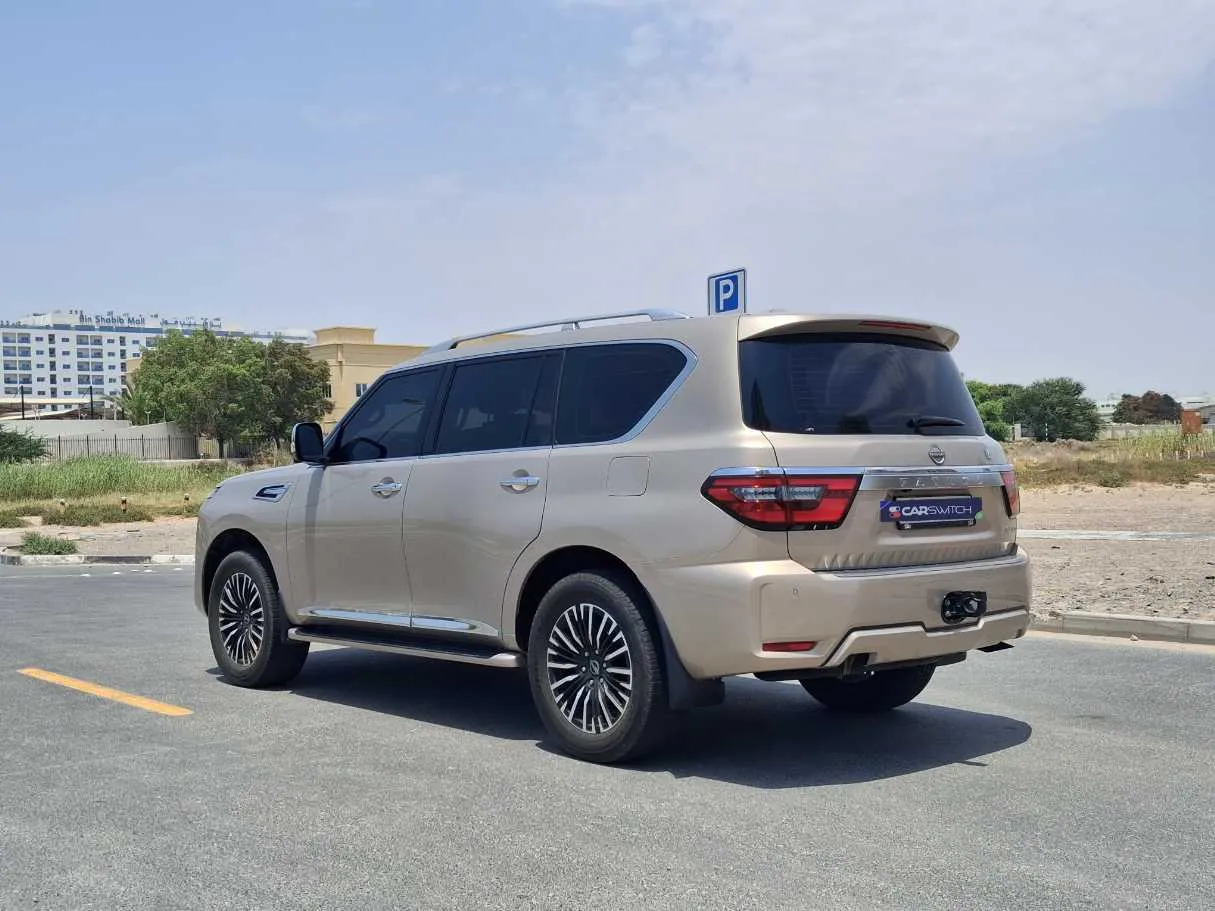 Car image 7