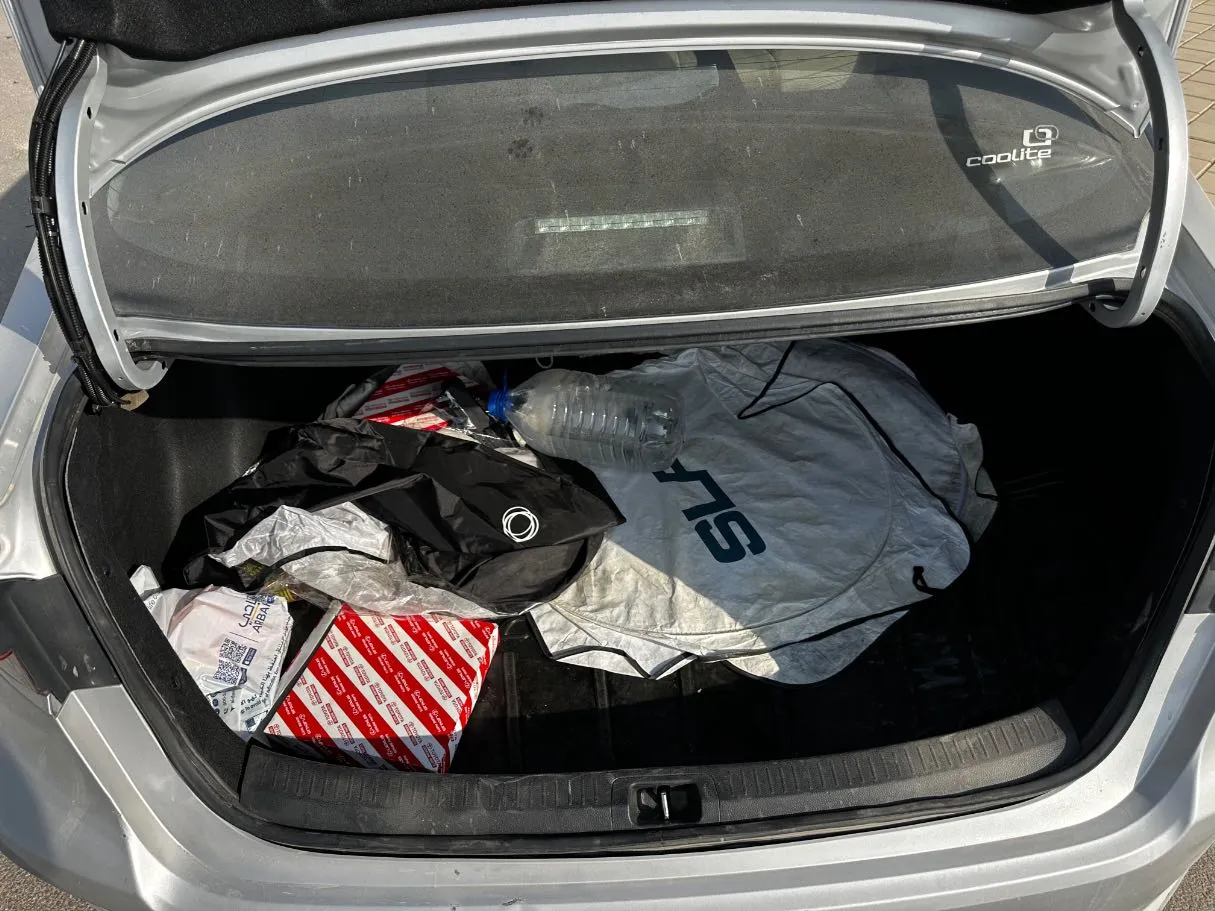 Car image 21