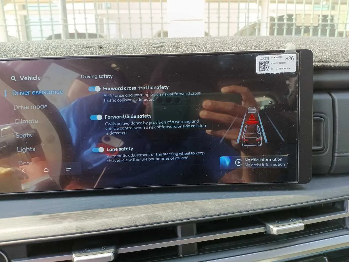 Car image 28