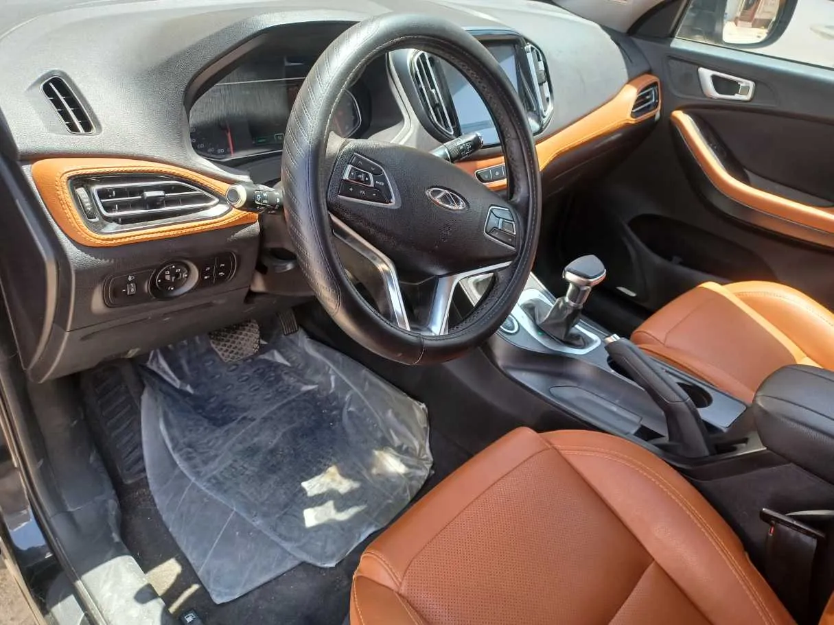 Car image 11