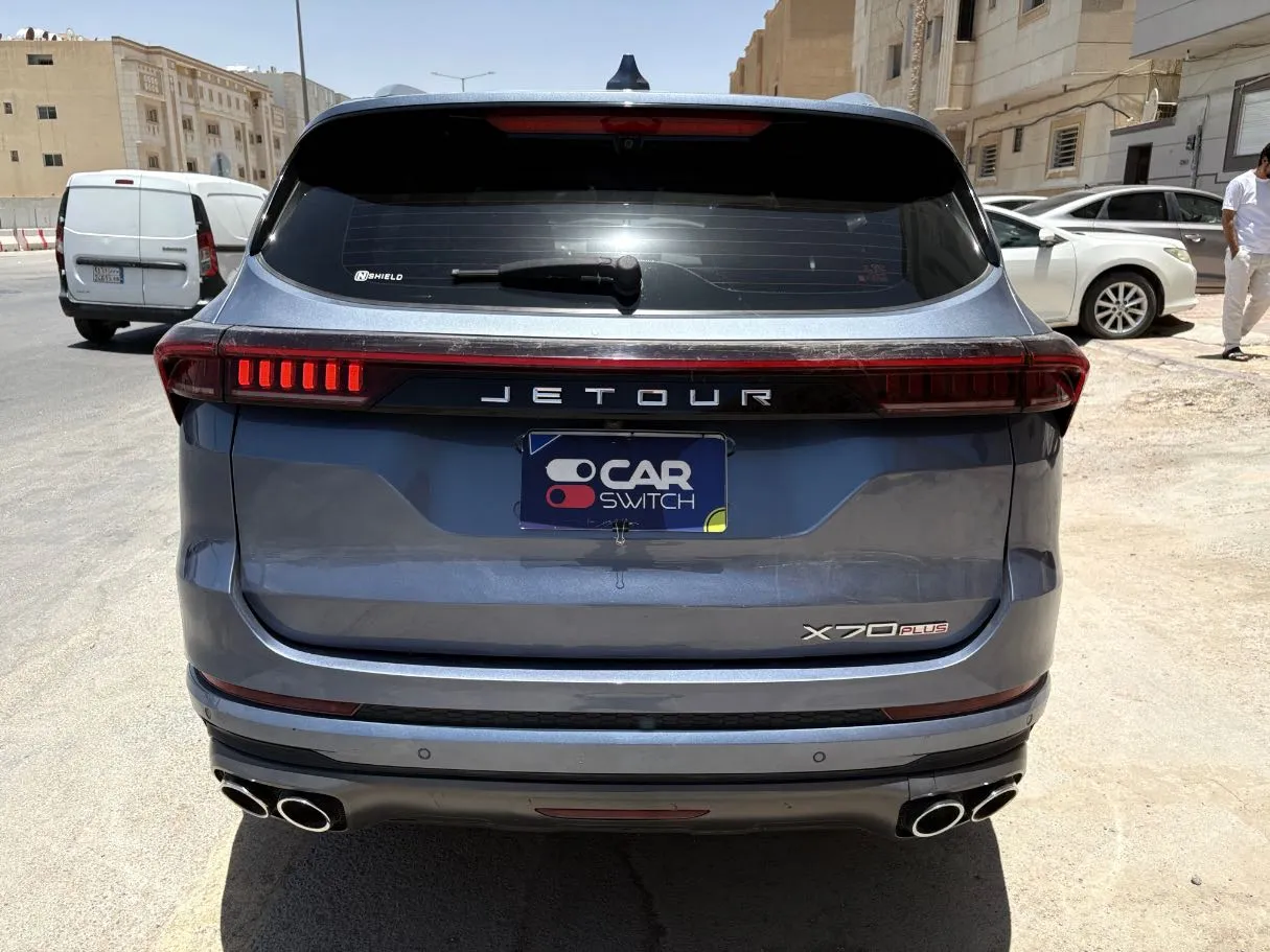 Car image 6
