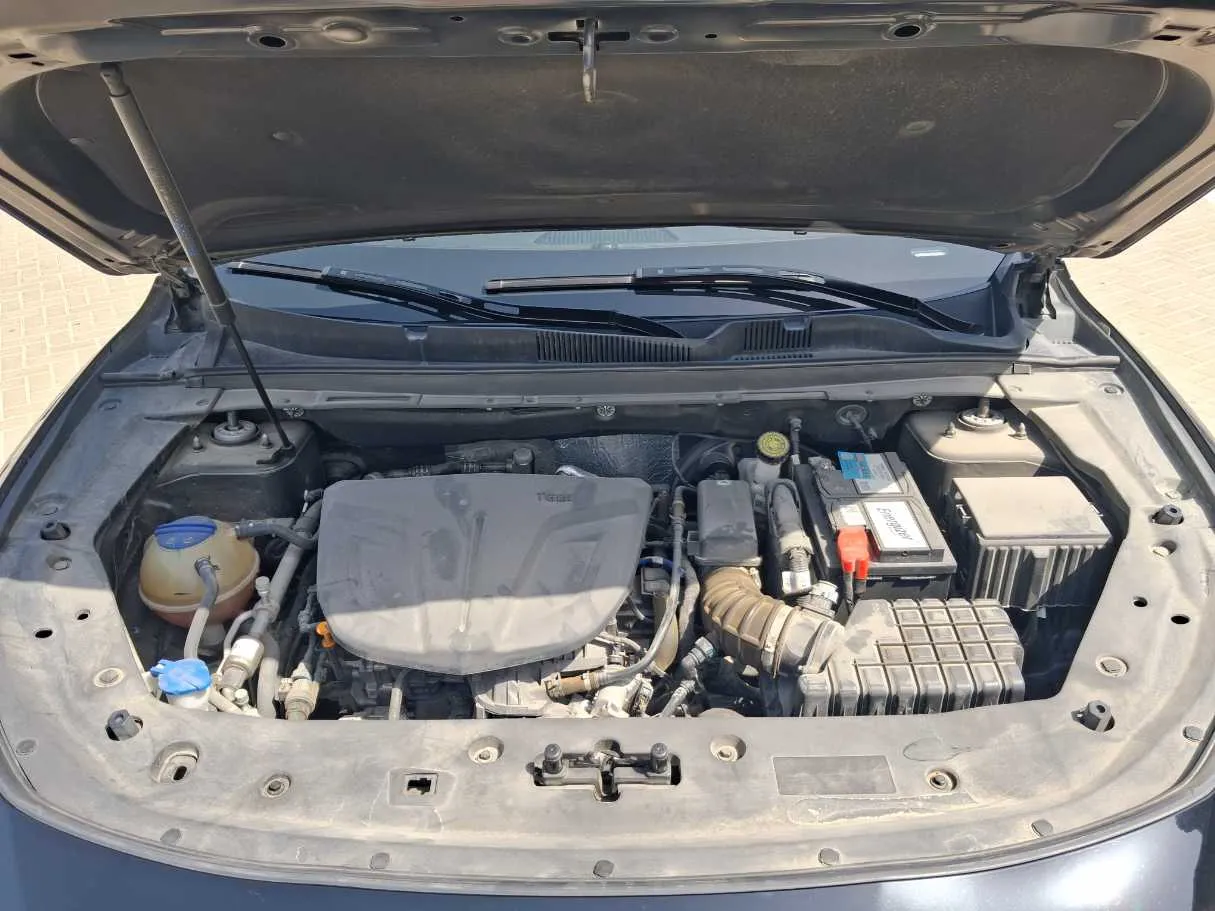 Car image 22