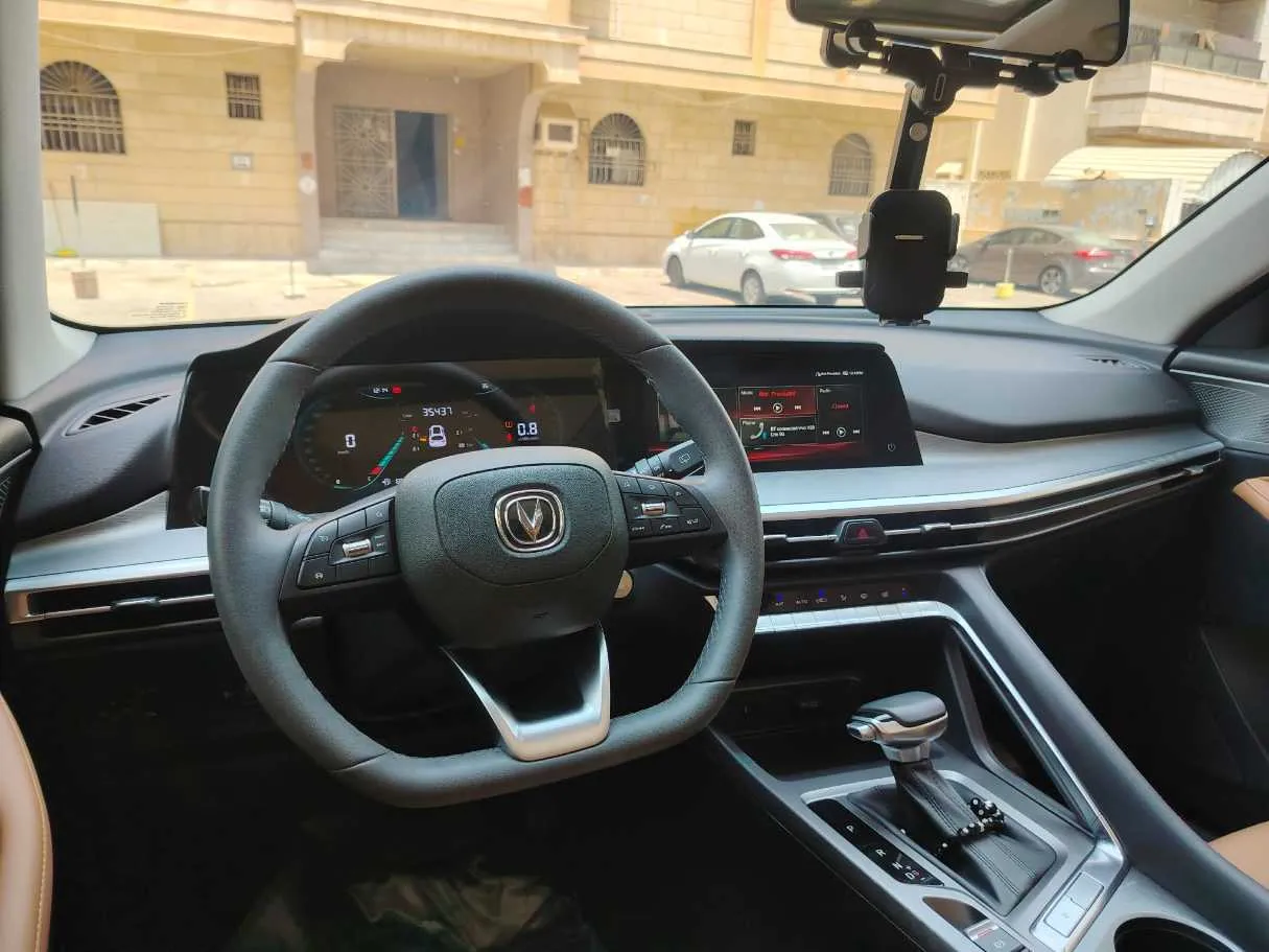 Car image 39