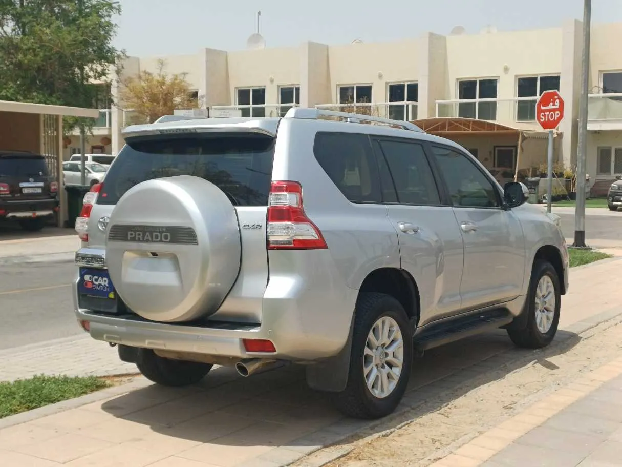 Car image 5