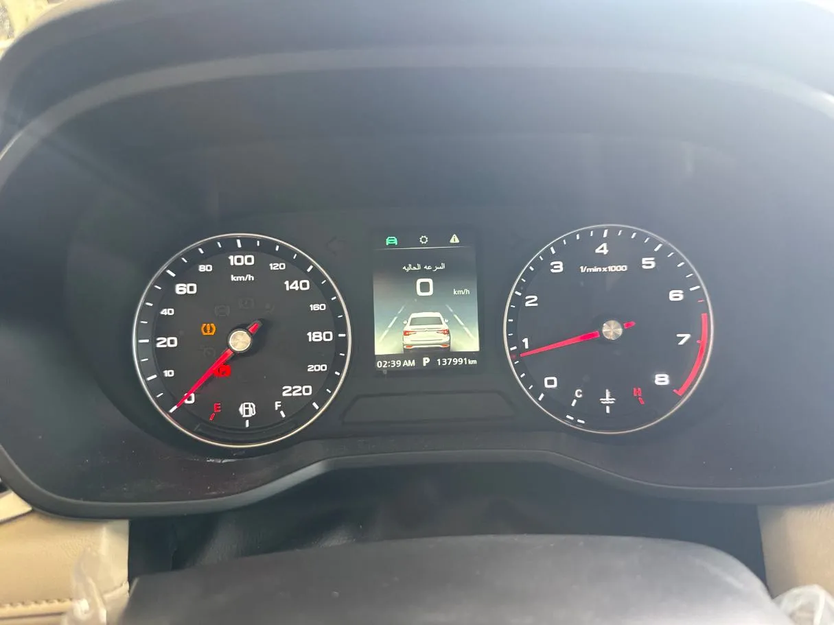 Car image 9