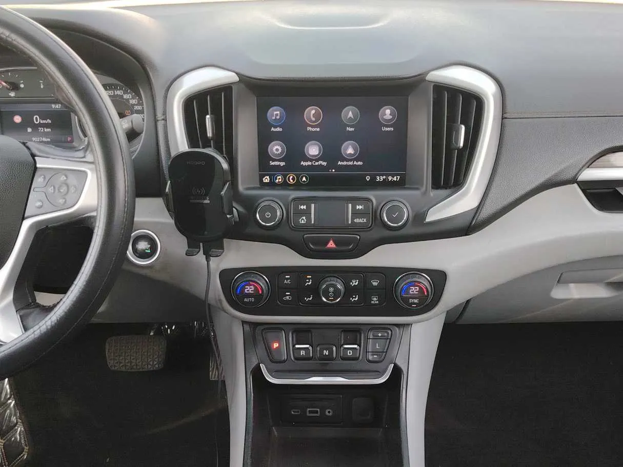 Car image 20