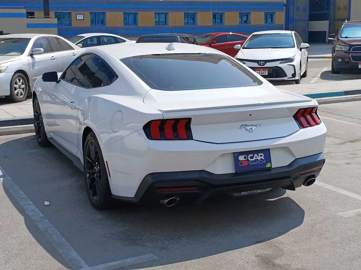 Car image 7
