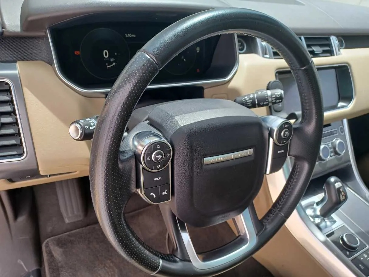 Car image 20
