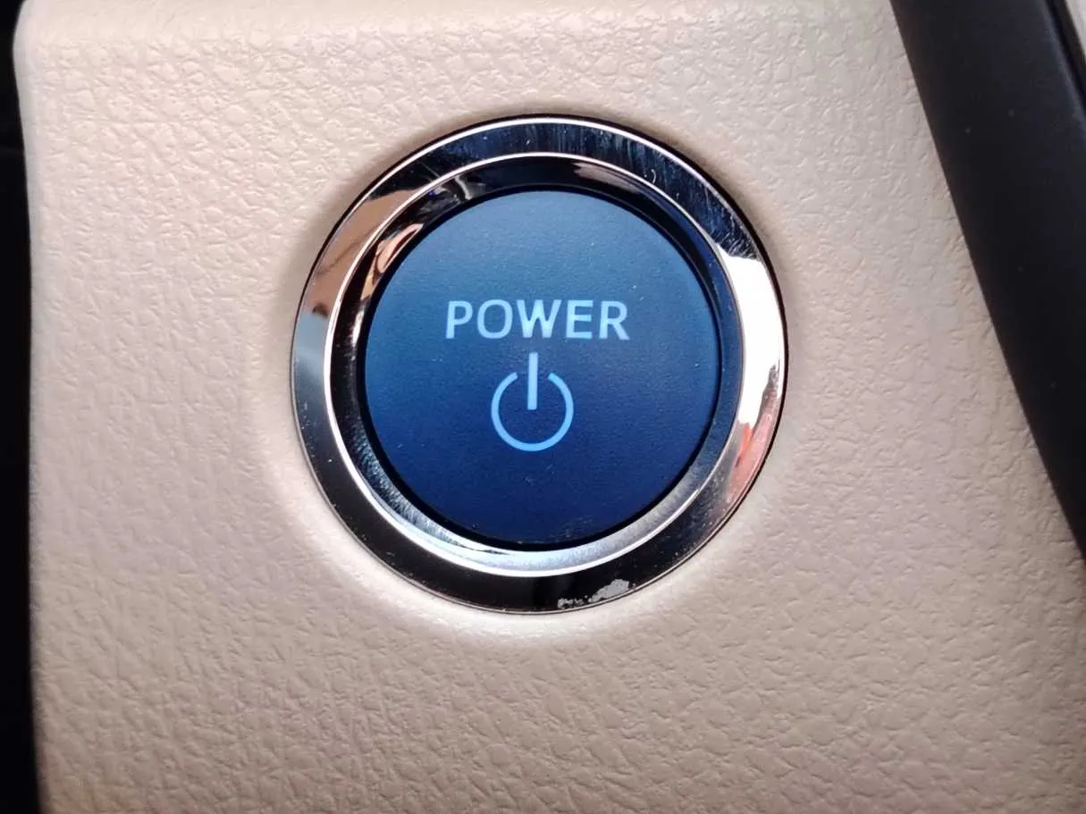 Car image 27