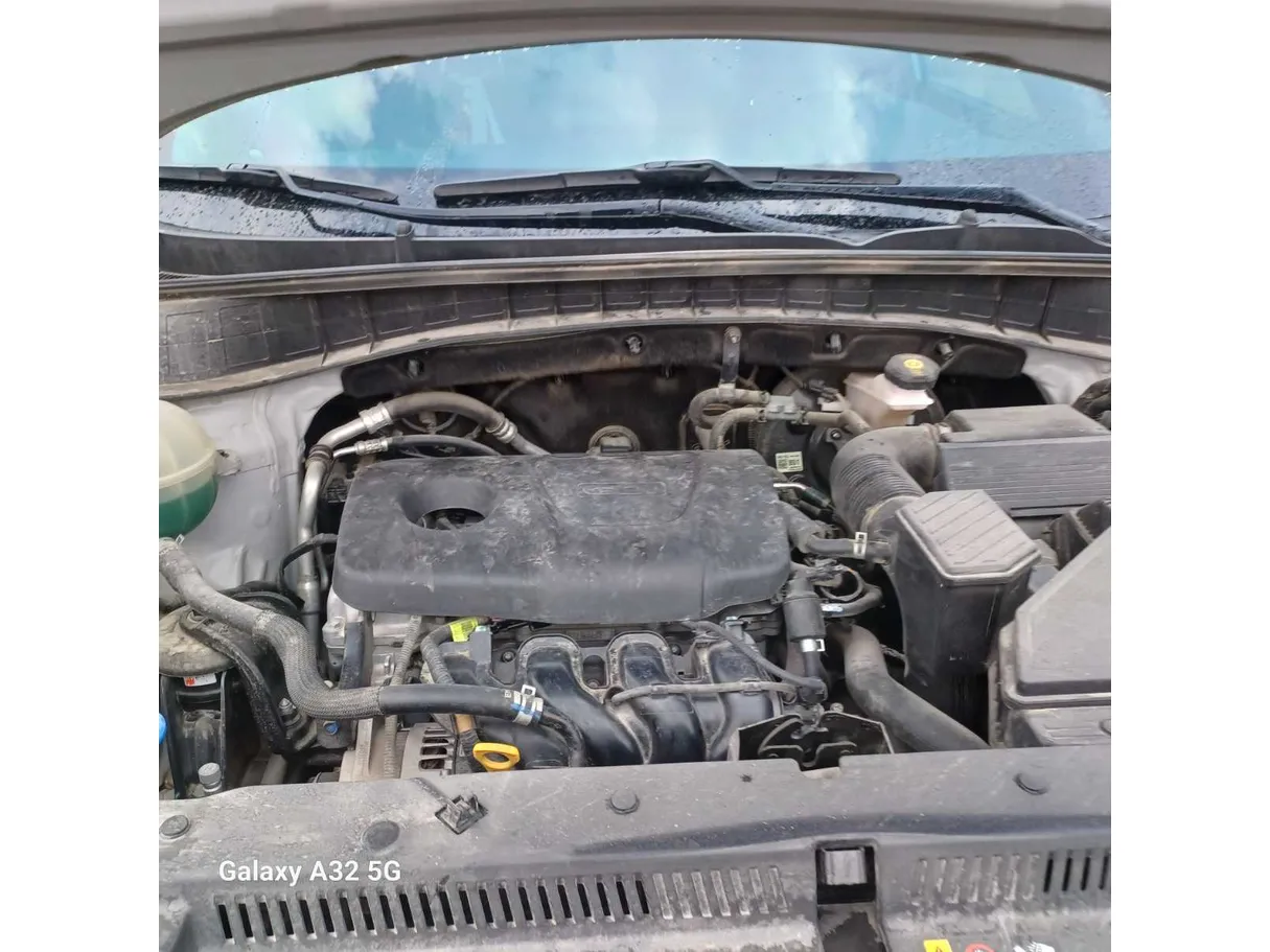 Car image 26