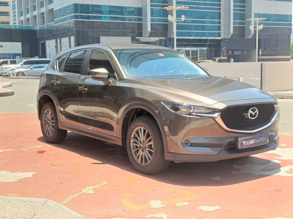 Car image 3