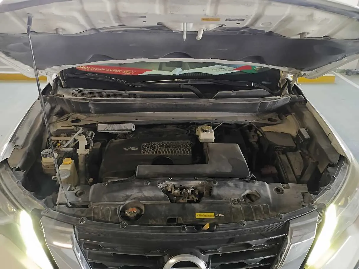 Car image 26