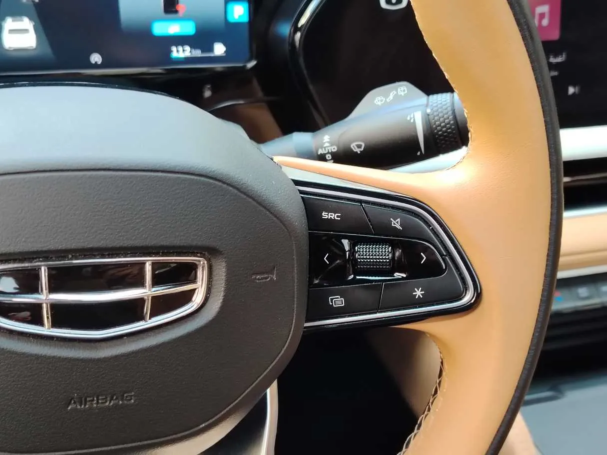 Car image 33