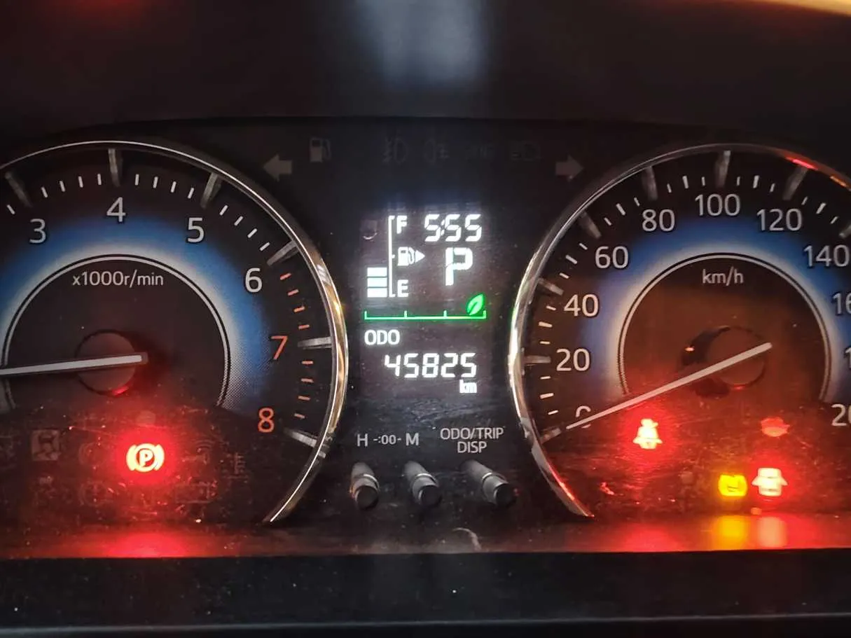 Car image 23