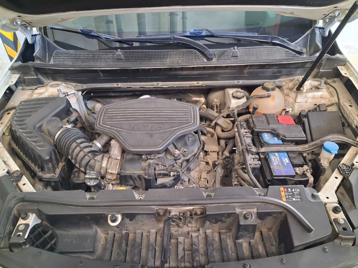 Car image 23