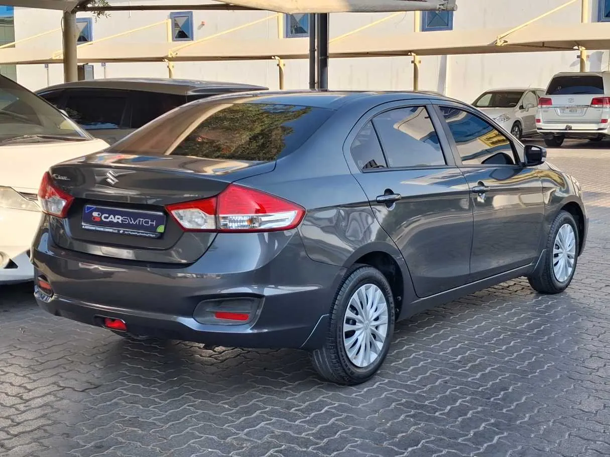 Car image 7