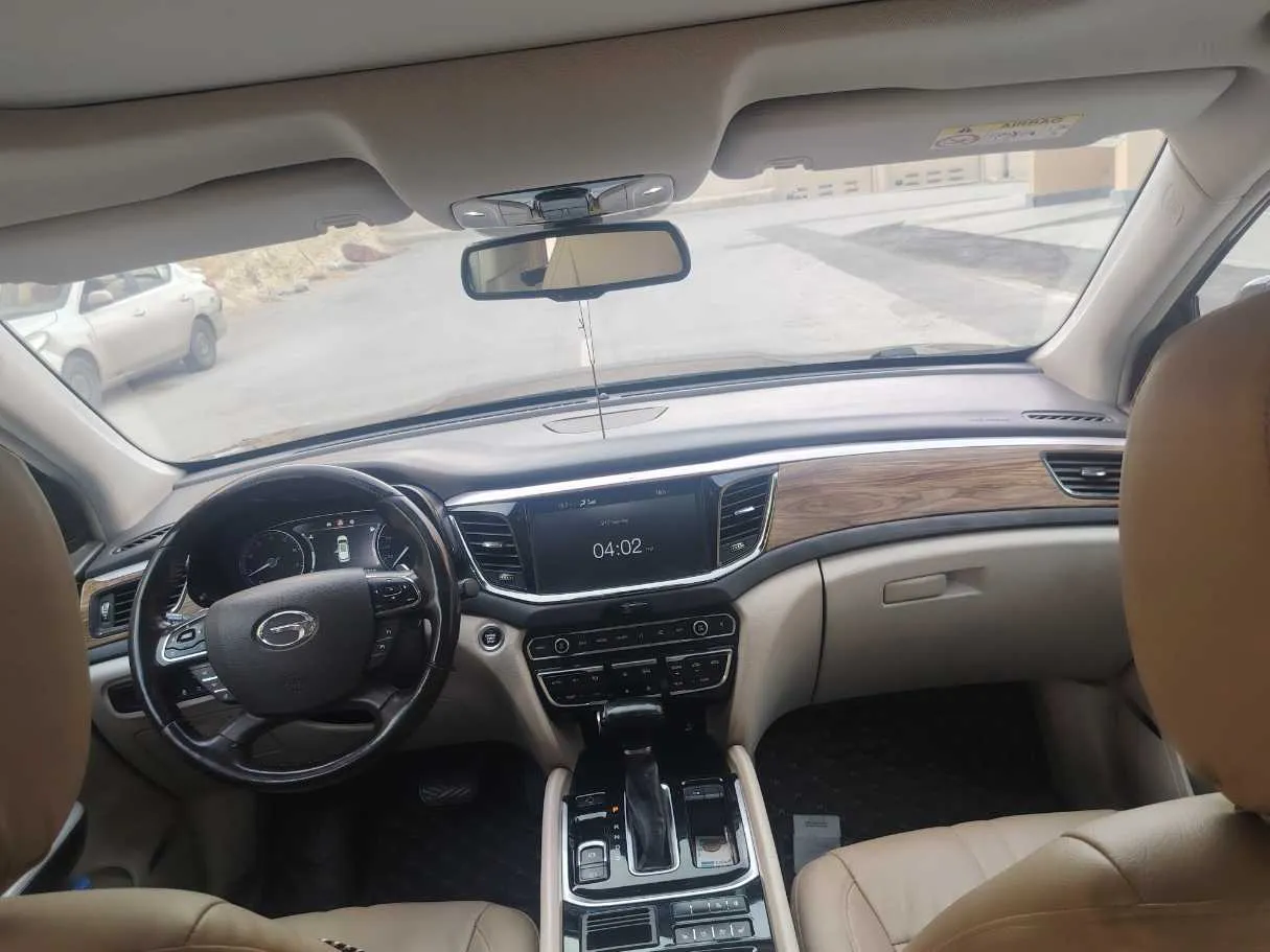 Car image 22