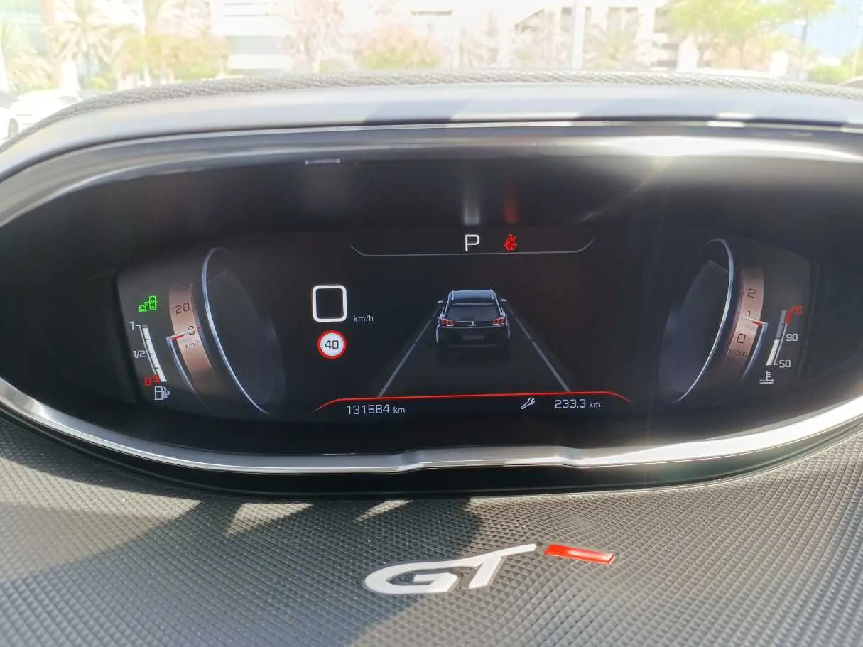 Car image 28