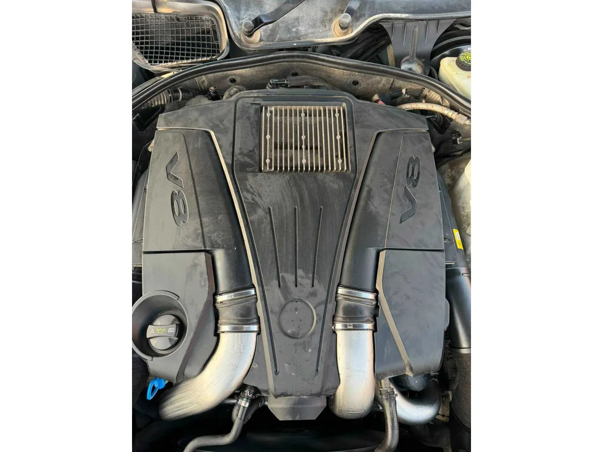Car image 32