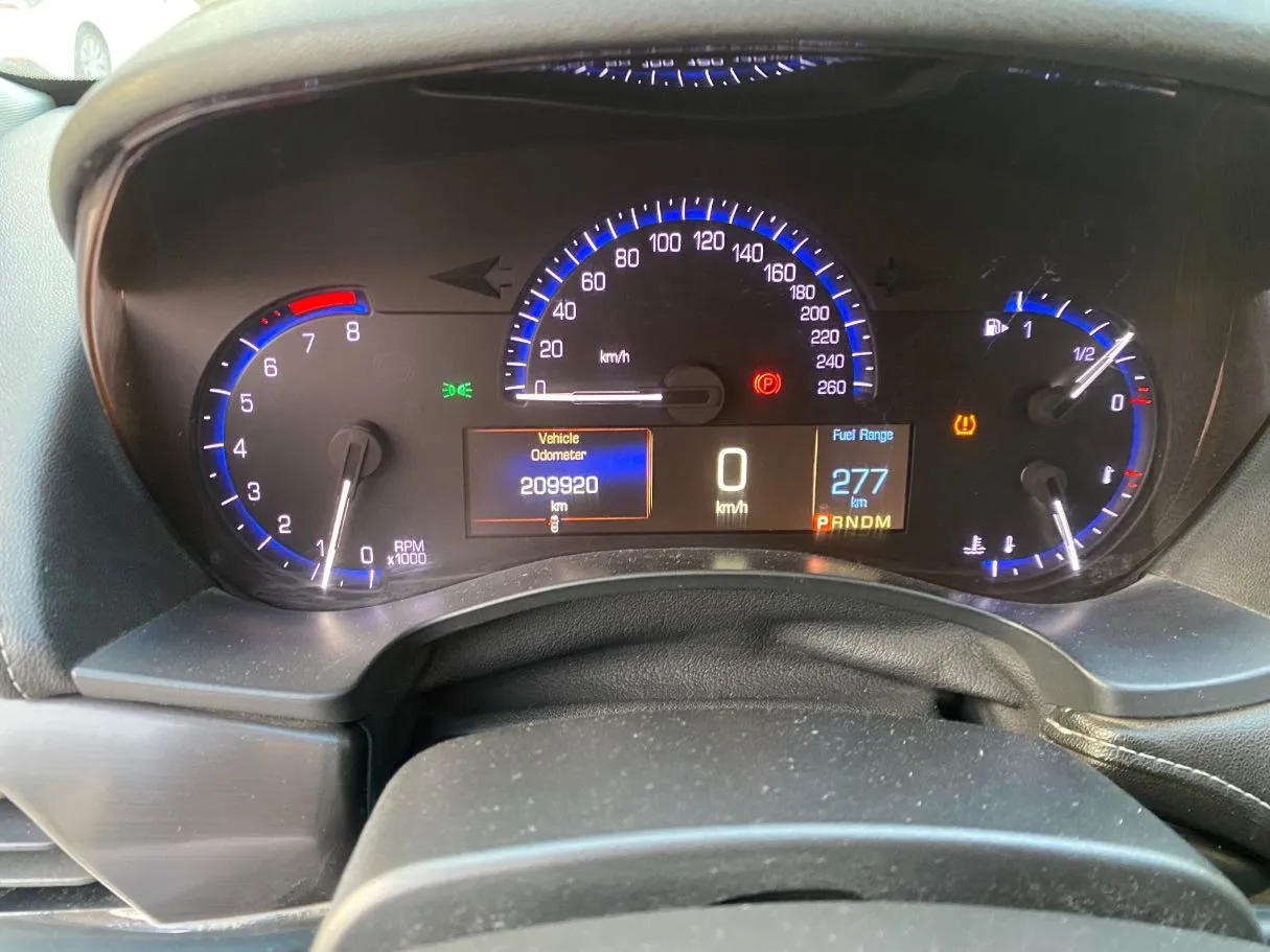 Car image 18