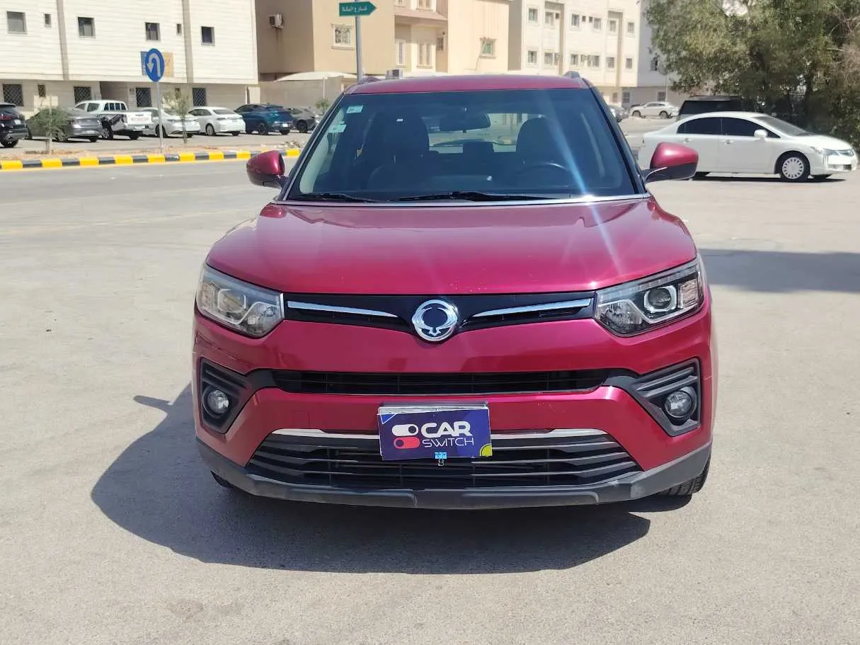 Car image 2