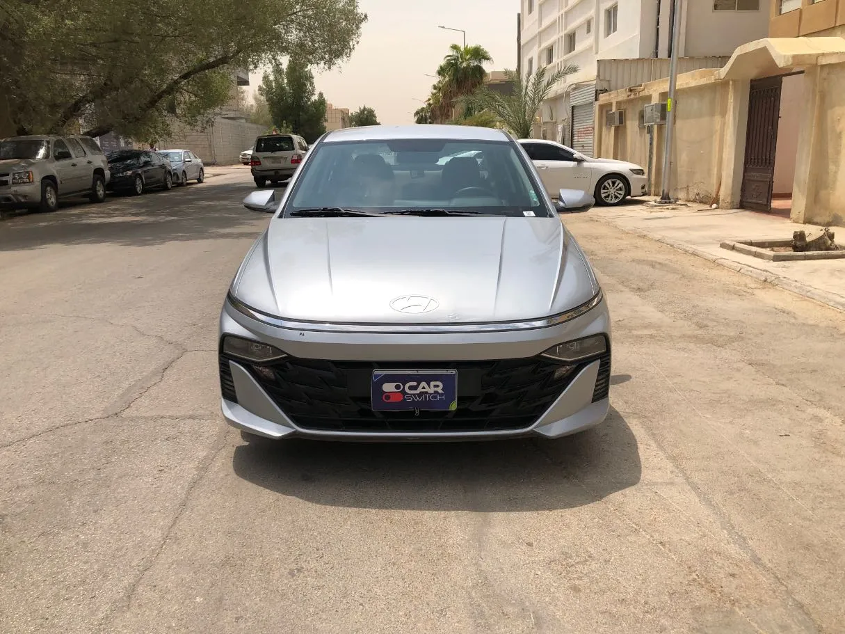Car image 2