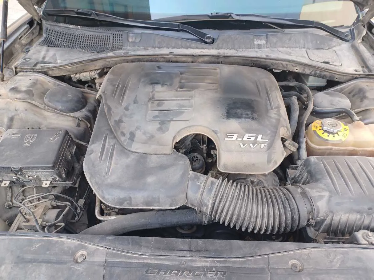 Car image 20