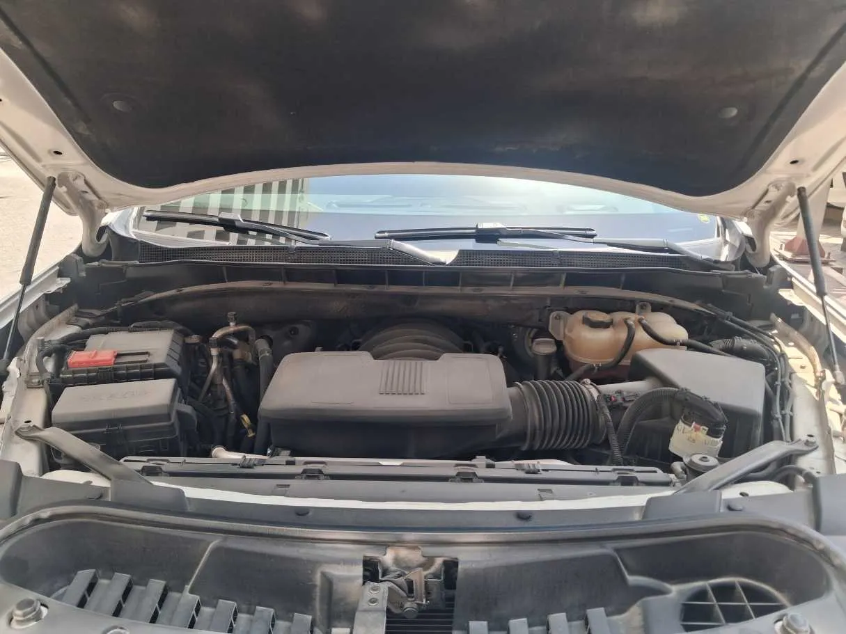 Car image 21