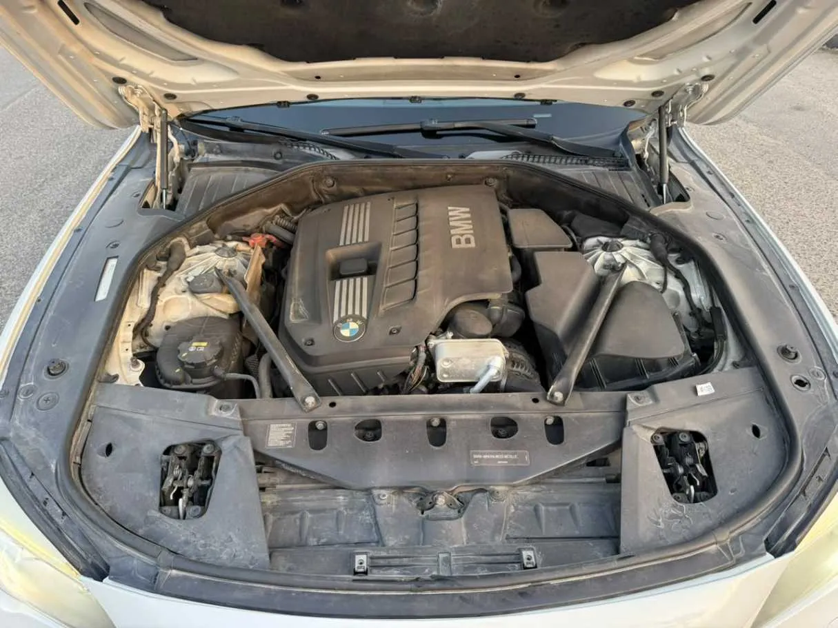 Car image 42