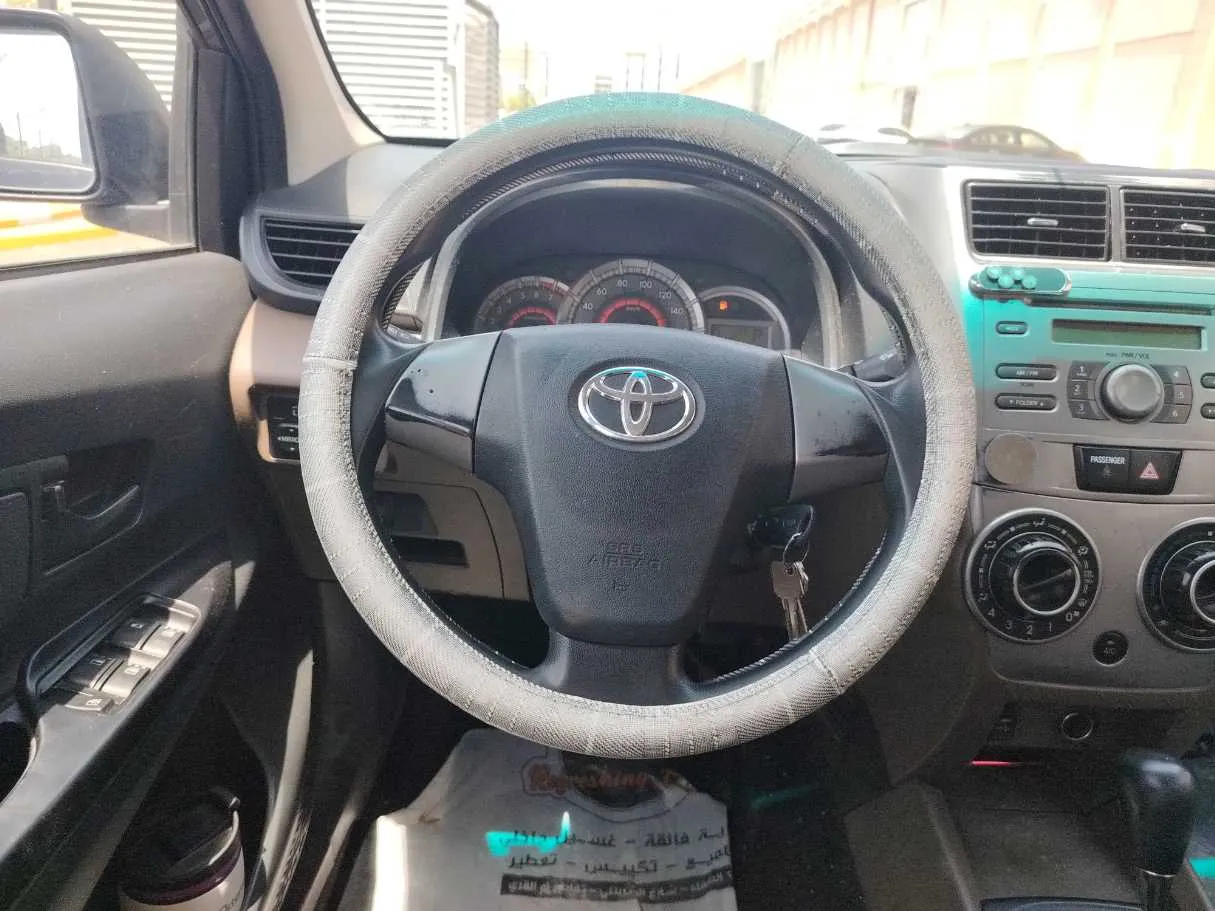 Car image 21
