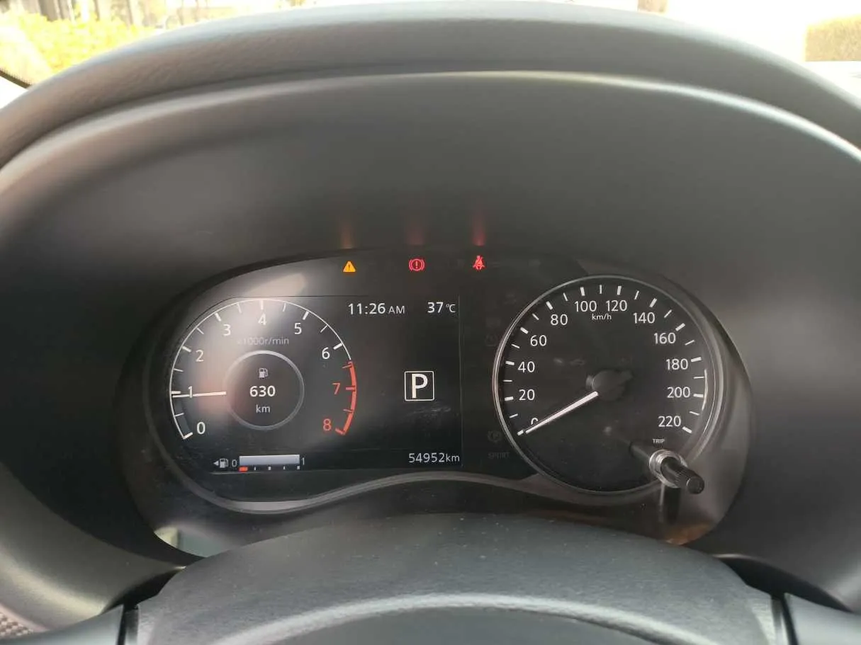Car image 18