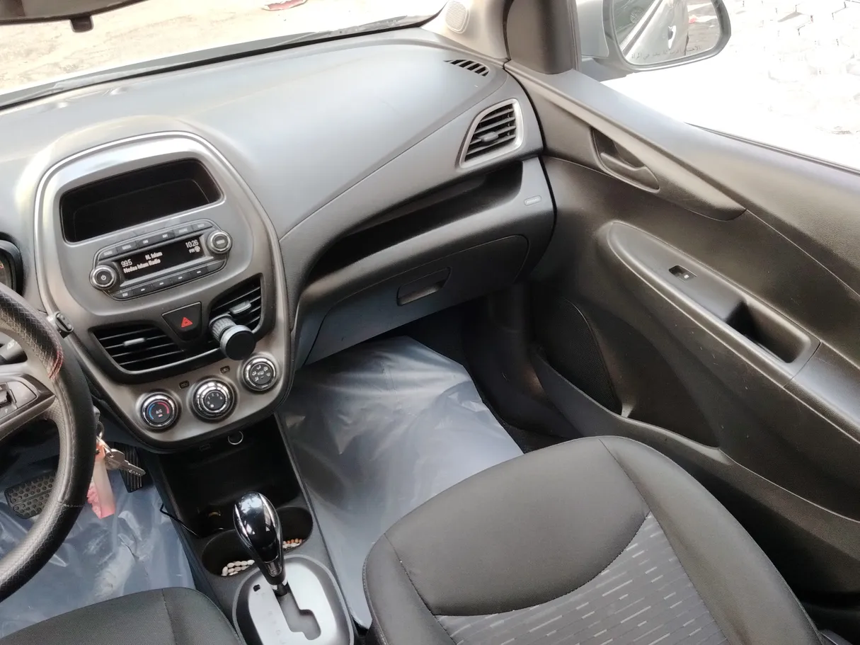 Car image 20