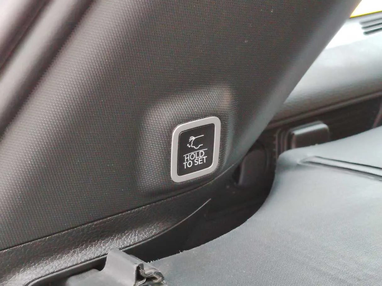 Car image 39