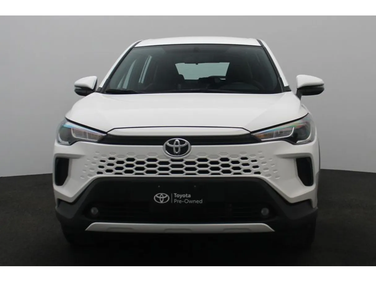Car image 11