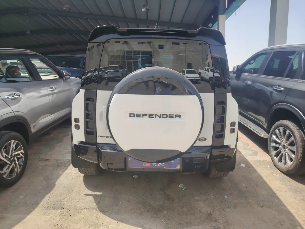 Car image 6