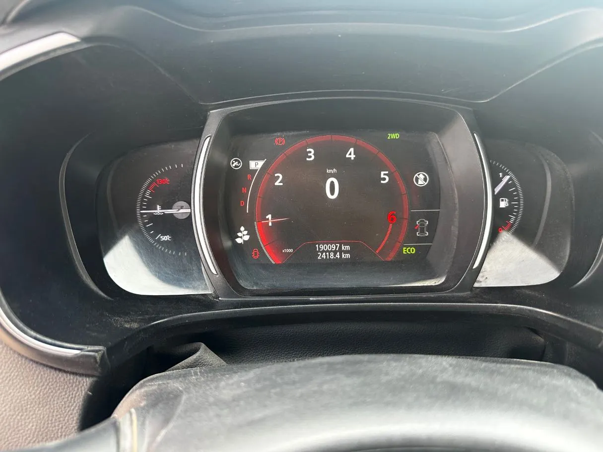 Car image 21