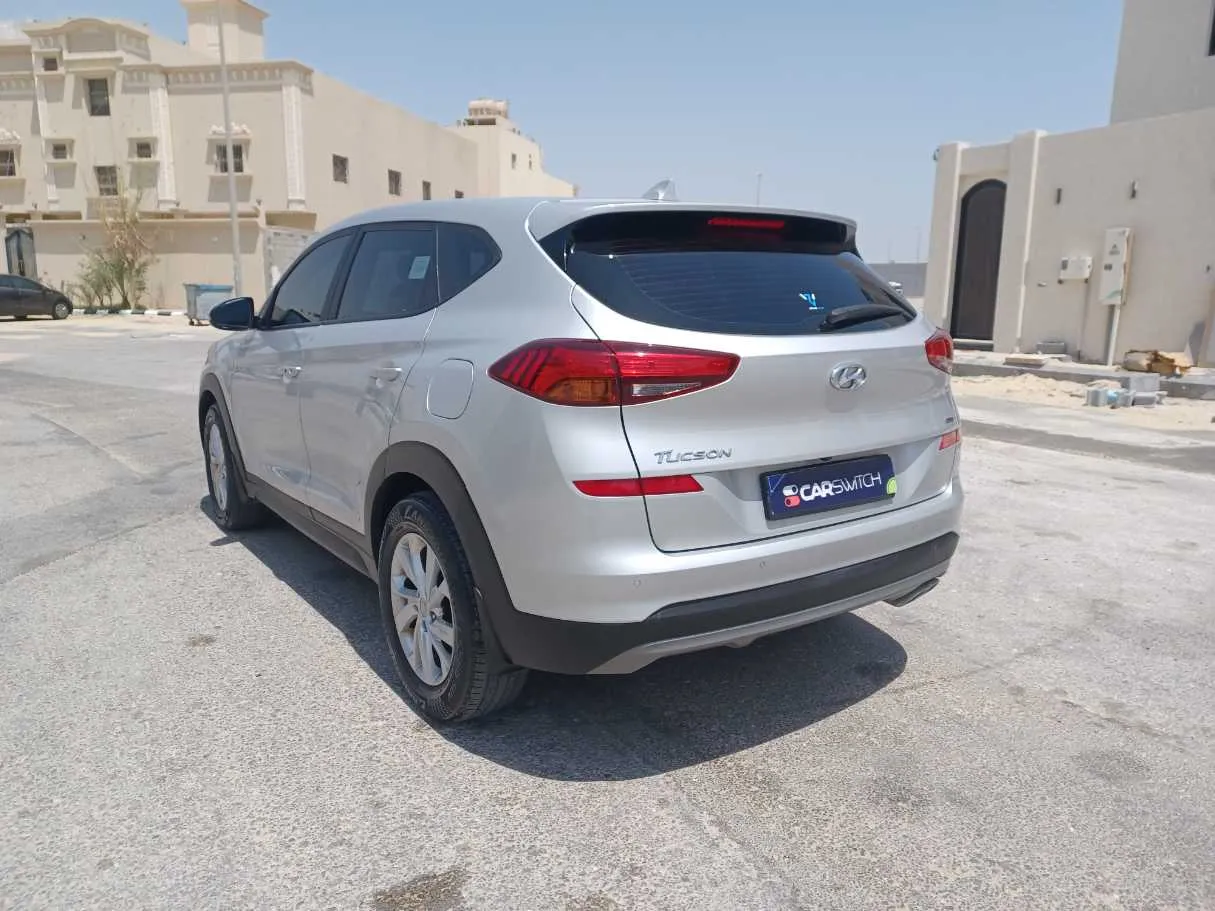Car image 7