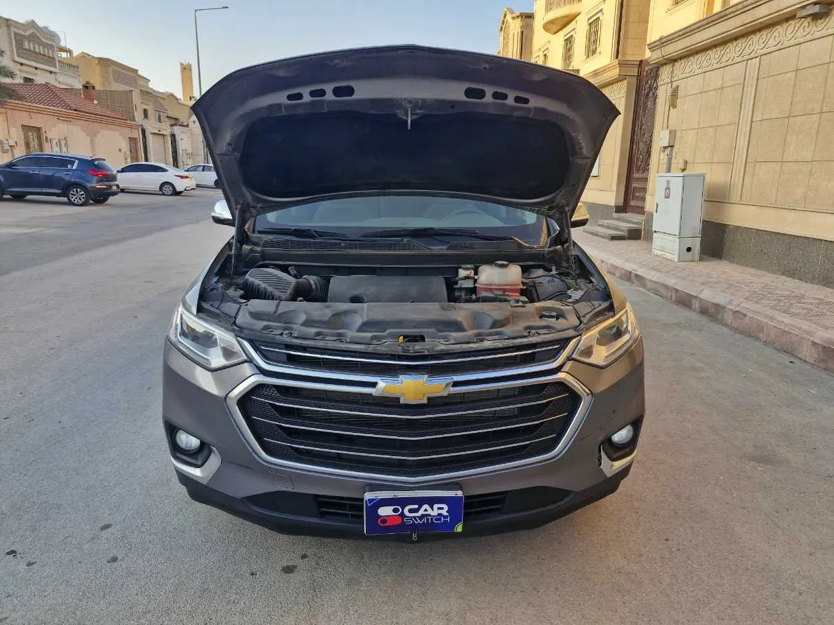 Car image 23
