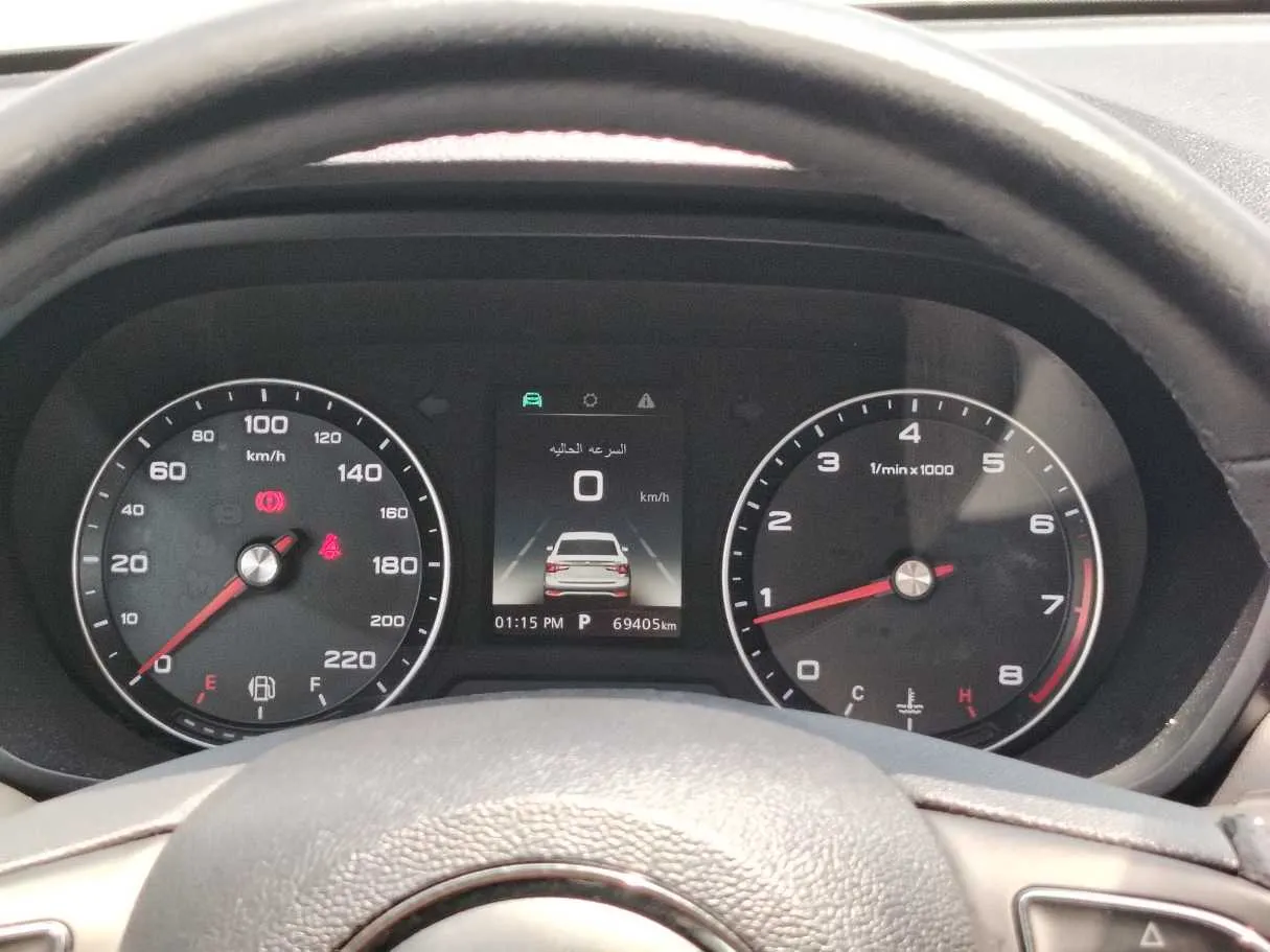 Car image 19