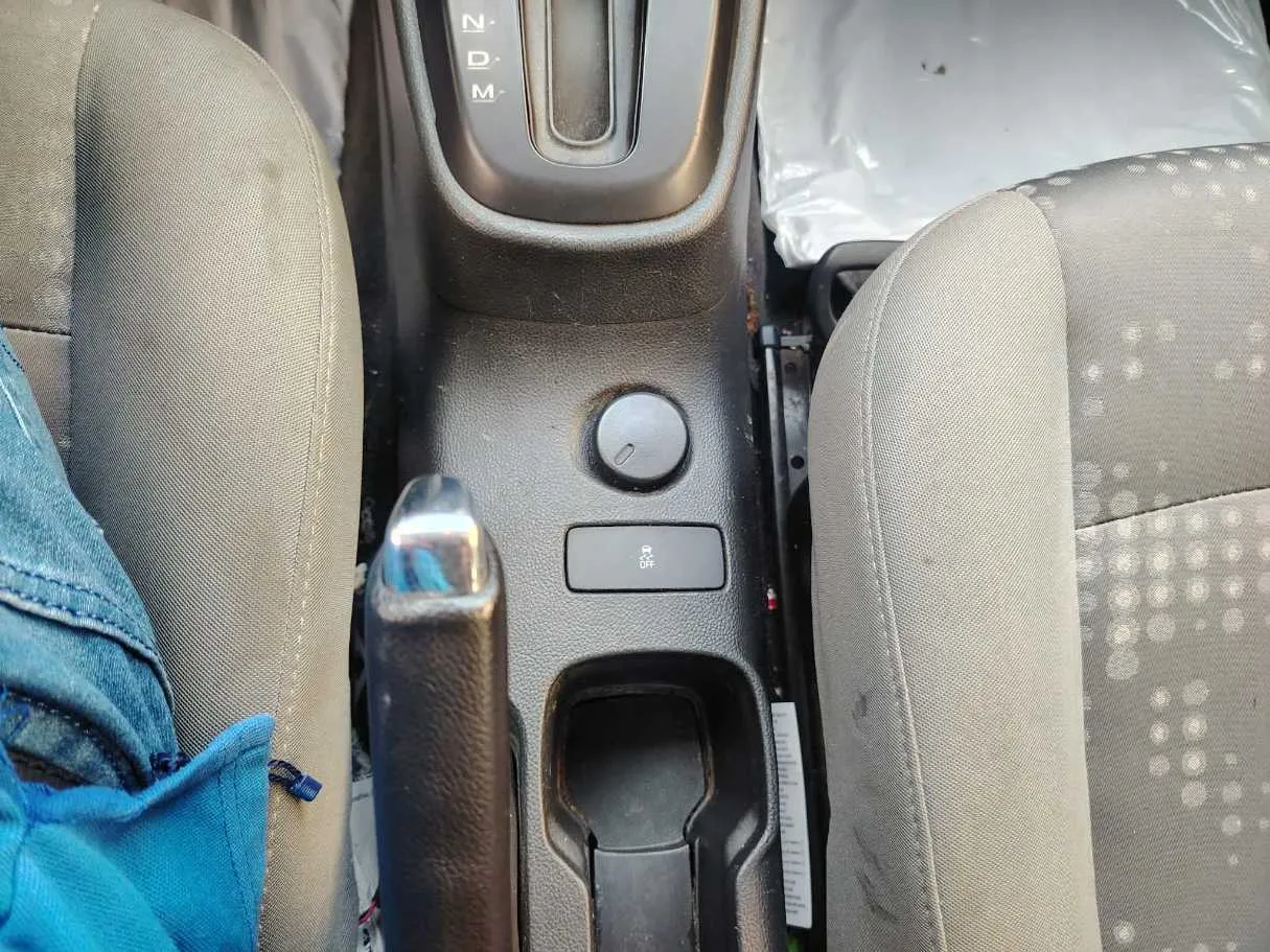 Car image 23