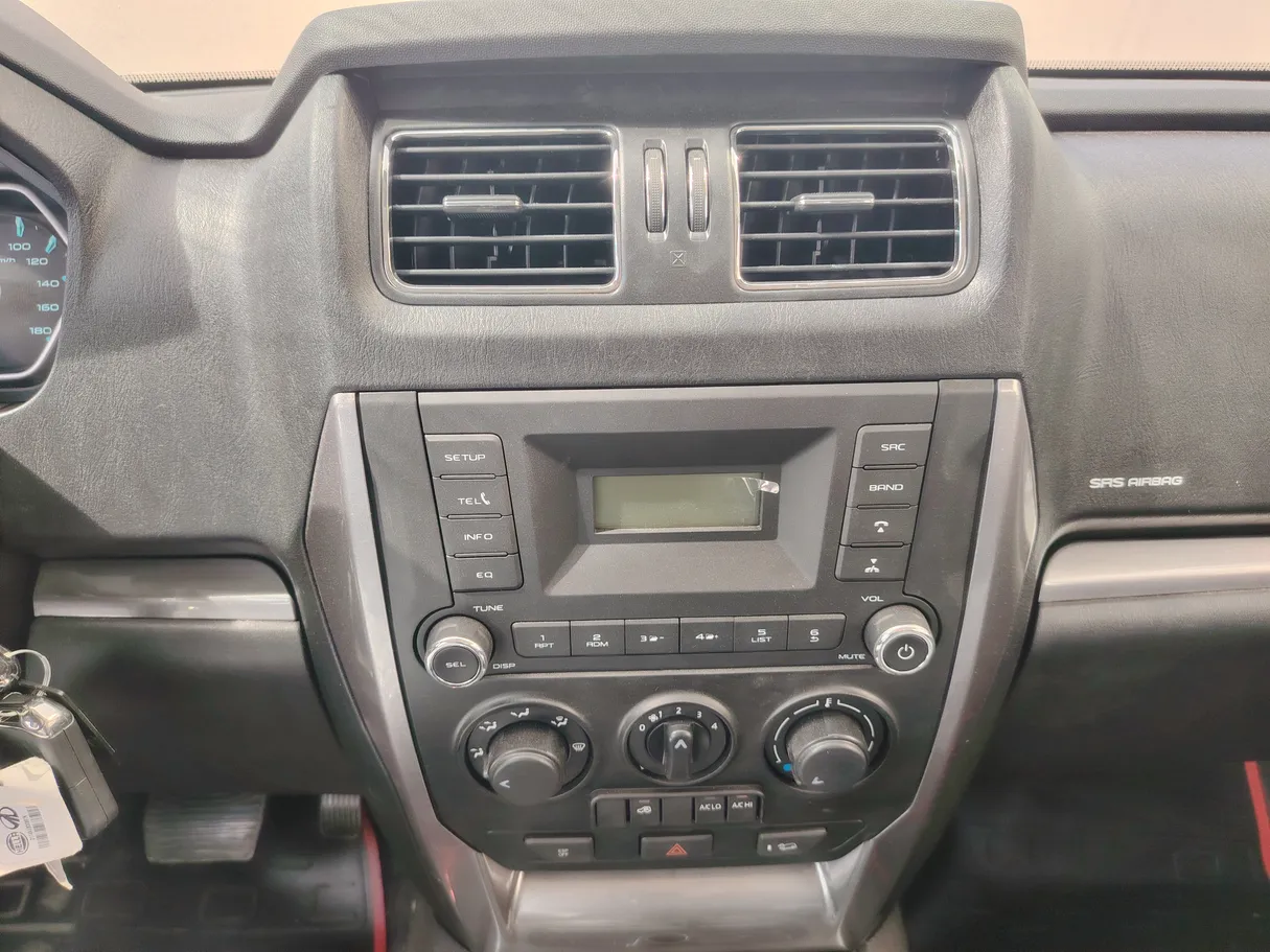 Car image 22