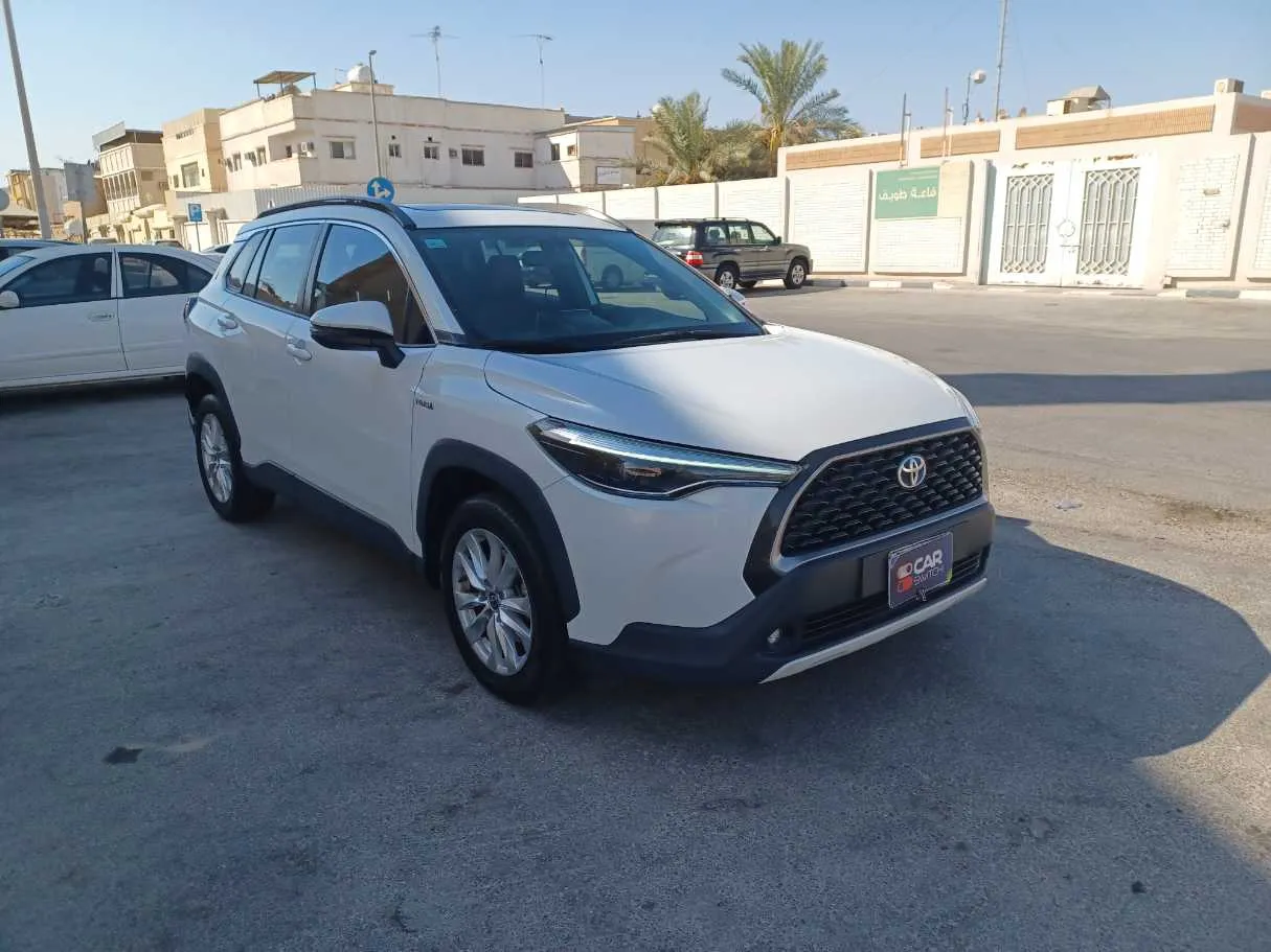 Car image 3