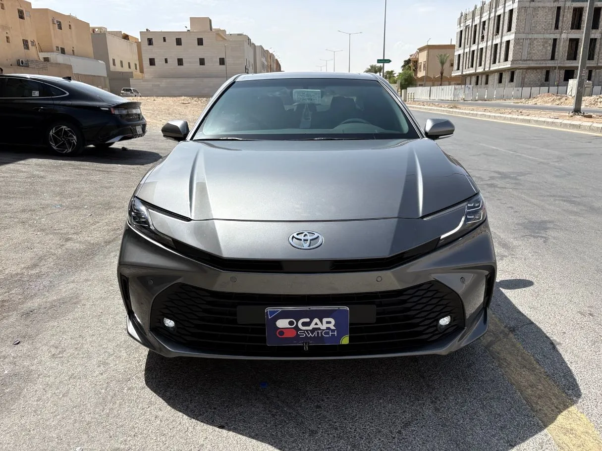 Car image 2